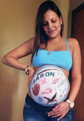 sports fan pregnant belly airbrush design